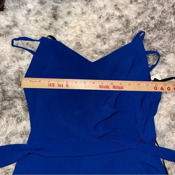 Nichole Miller fully lined , spaghetti strap crepe belted jumpsuit NWT size 8 - Picture 5 of 9